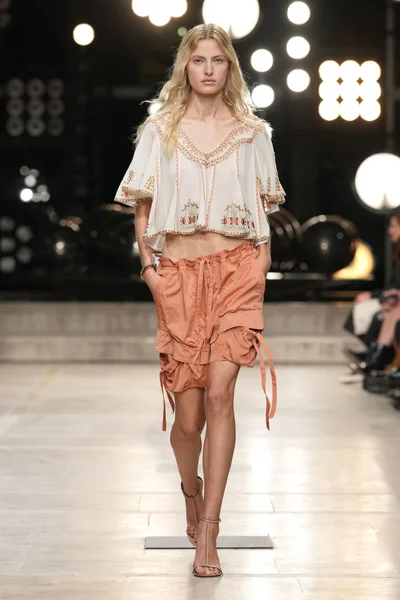 Look 34